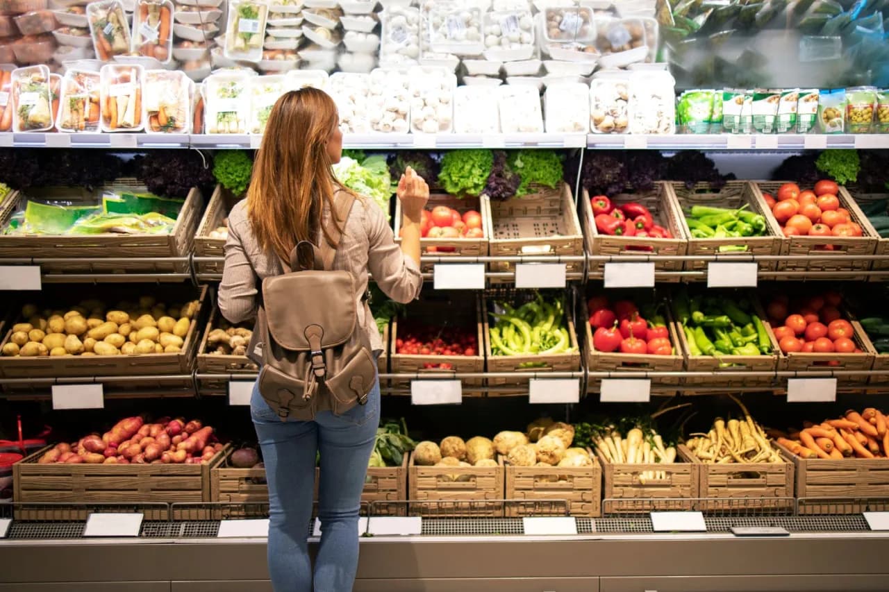 Jakie sklepy na osiedlu oferują najlepsze produkty i wygodę? Jakie sklepy na osiedlu oferują najlepsze produkty i wygodę?