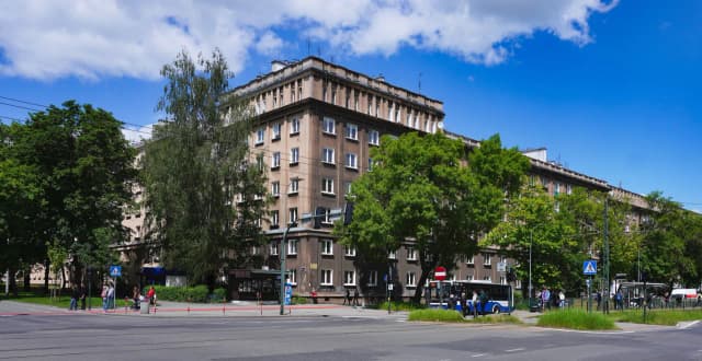 Jak dojechać do osiedla szkolnego w Krakowie - najłatwiejsze trasy Jak dojechać do osiedla szkolnego w Krakowie - najłatwiejsze trasy