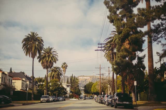 Ile kosztuje mieszkanie w Los Angeles? Zaskakujące ceny i trendy Ile kosztuje mieszkanie w Los Angeles? Zaskakujące ceny i trendy